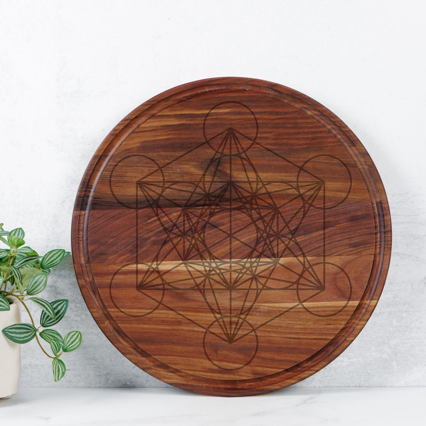 Metatron's Cube Large Crystal Grid / Round Wood Cutting Board with Groove, Charcuterie Serving Tray / Sacred Geometry - Maple or Walnut